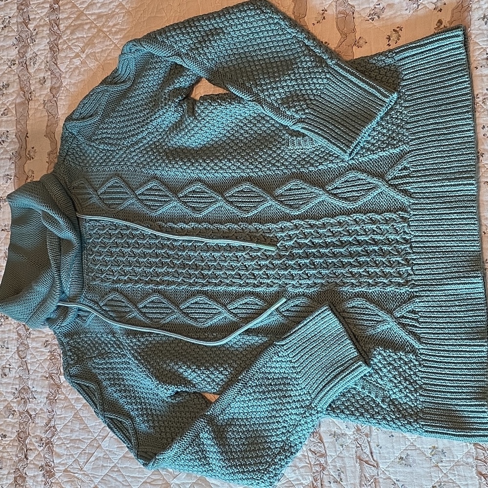 LL Bean Fisherman Cowl Neck Sweater Sz. Sm
